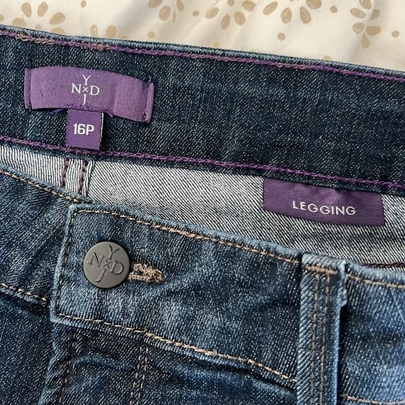 NYDJ Jeans Leggings Style Studded Pocket Details Size 16P NWOT - Picture 2 of 13